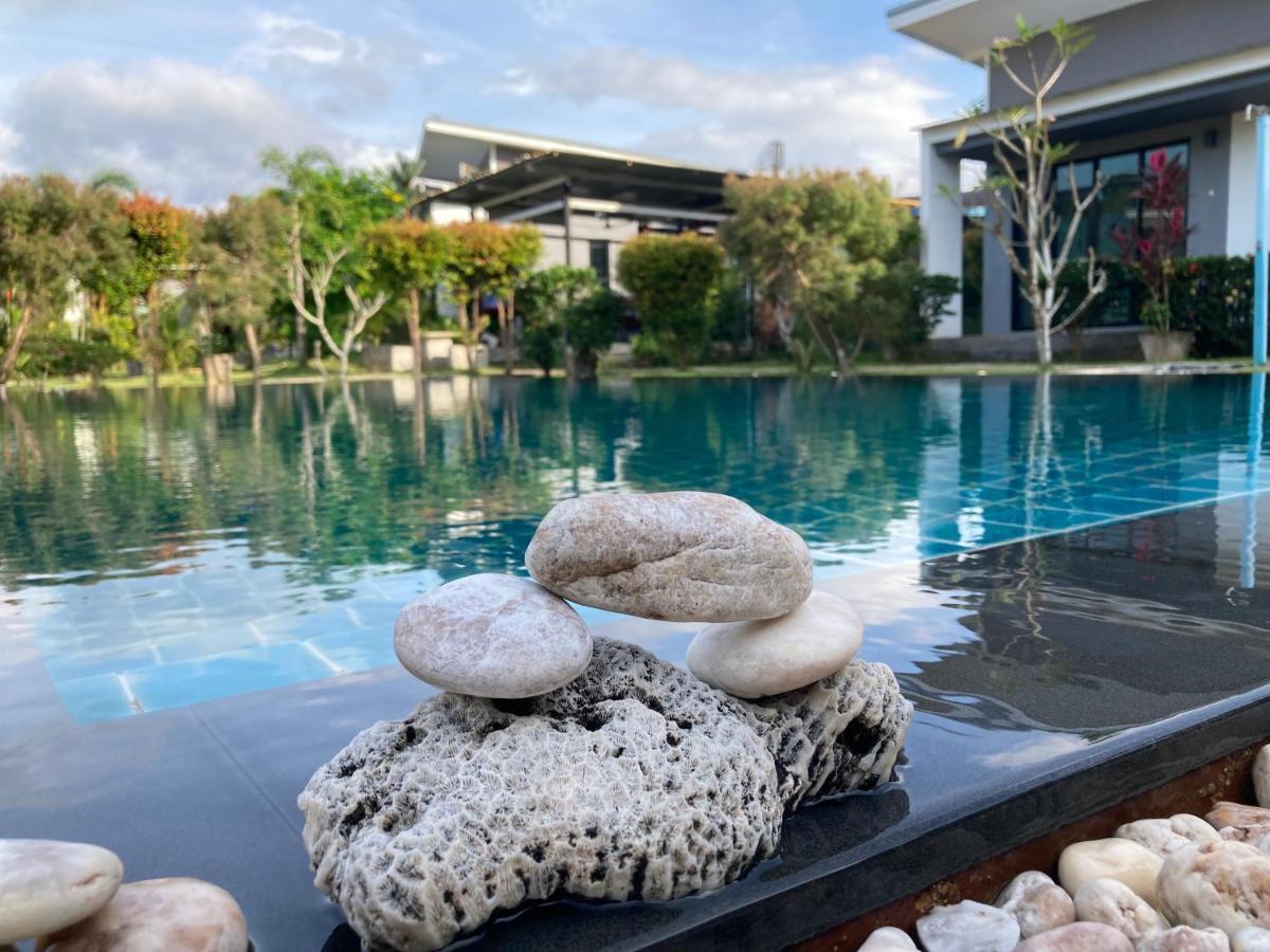 Oneandaman Resort Khao Lak Esterno foto